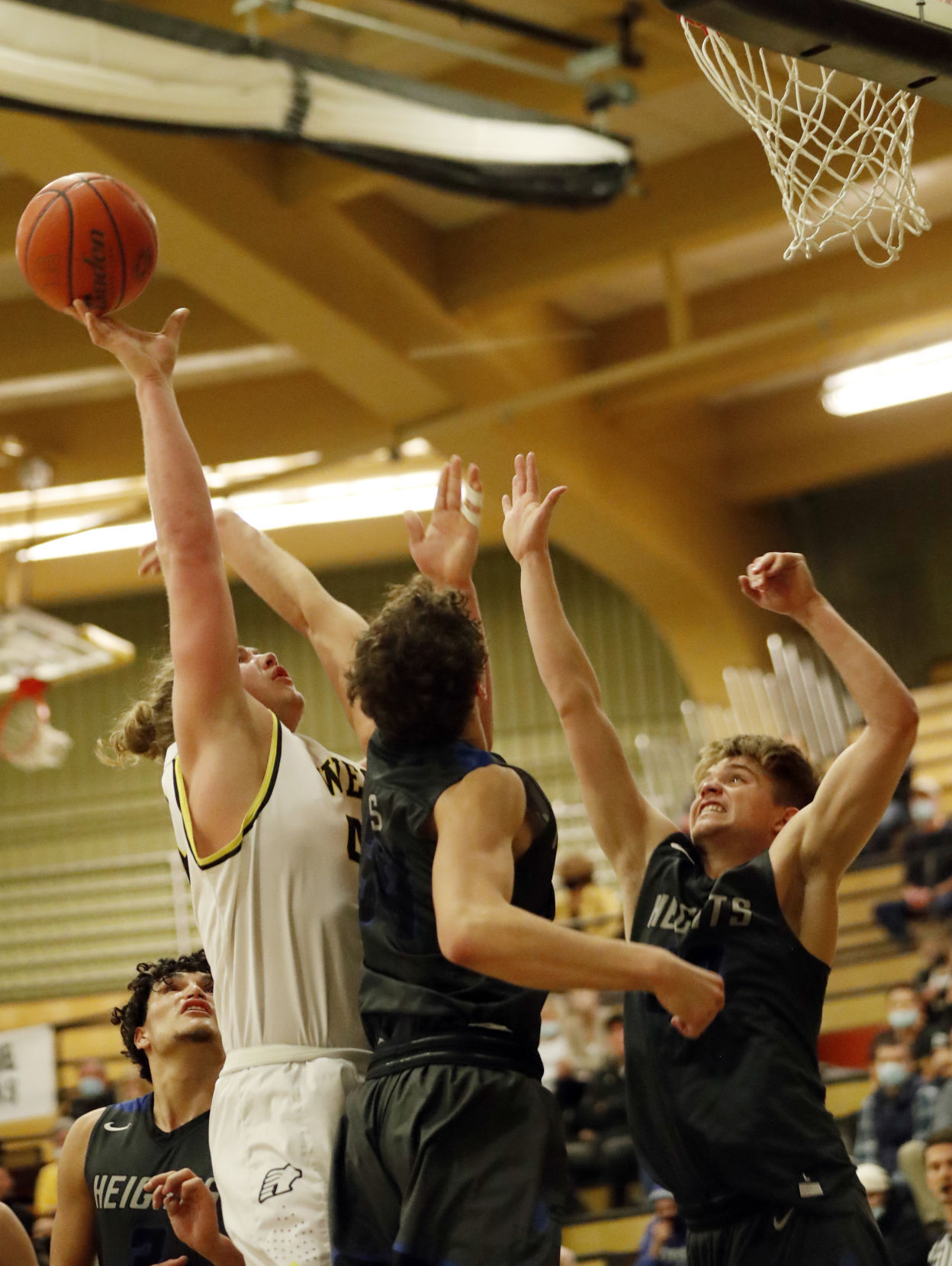 Billings West basketball hosts Skyview